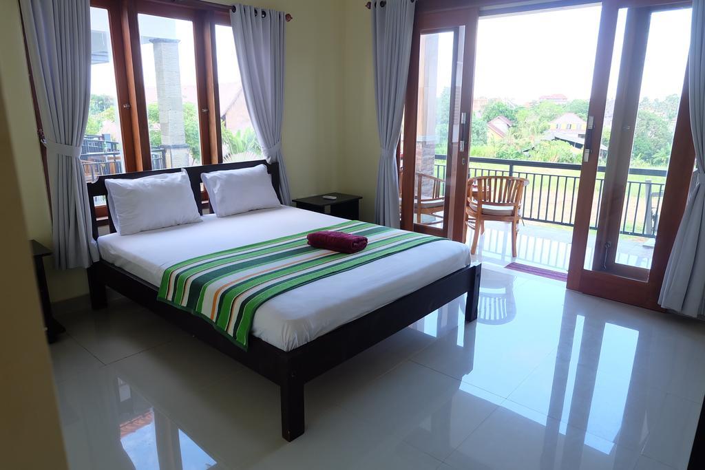 D'Canggu Homestay Экстерьер фото